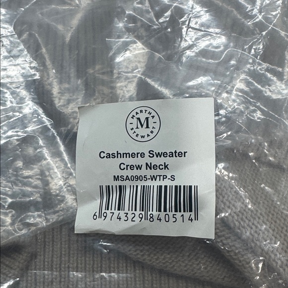Martha Stewart cashmere/ wool crew neck Puff Sleeve Sweater - Picture 6 of 6